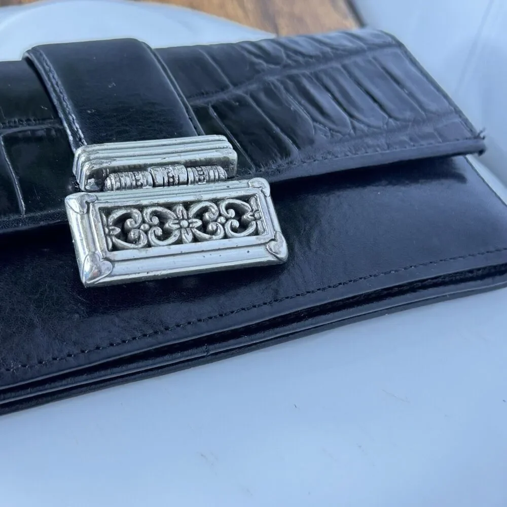 BRIGHTON Wallet Organizer Black Genuine Leather Croc Embossed Silver Accent